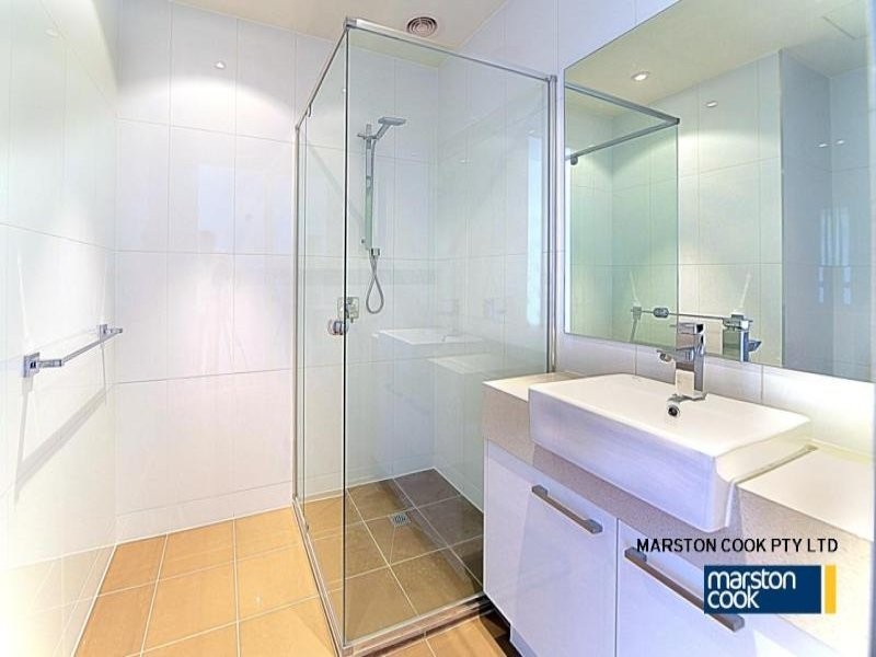 8/32 Napier Street, Essendon VIC 3040