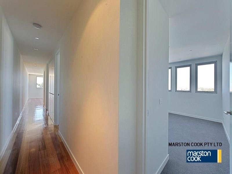 8/32 Napier Street, Essendon VIC 3040