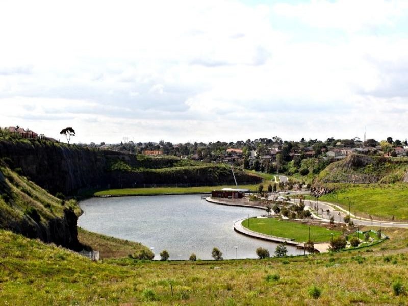 24 Craig Street, Keilor East VIC 3033