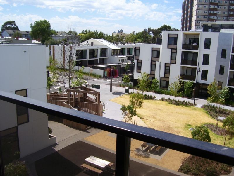 317/71 Henry Street, Kensington VIC 3031