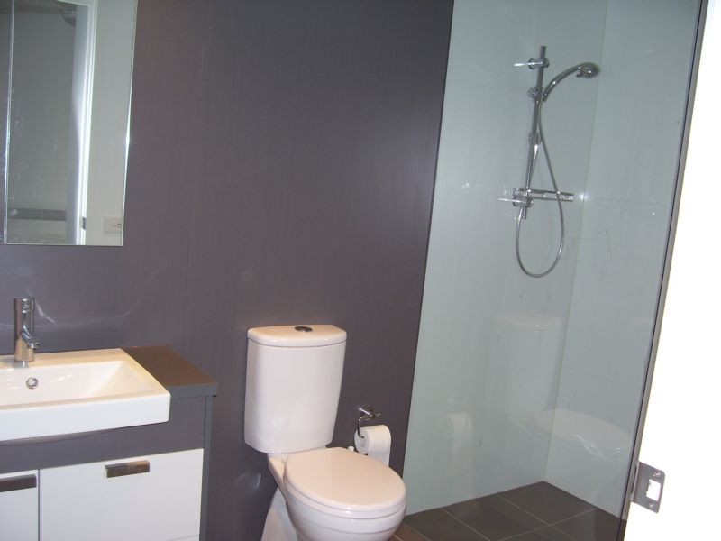 317/71 Henry Street, Kensington VIC 3031