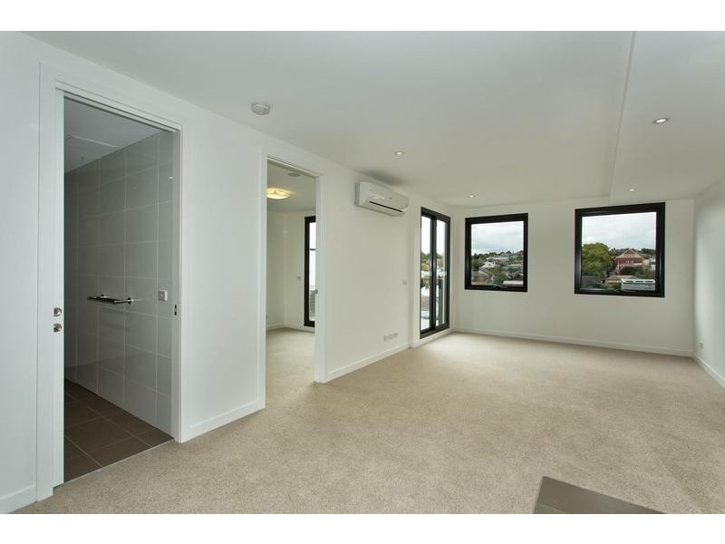 118-126 Maribyrnong Road, Moonee Ponds VIC 3039
