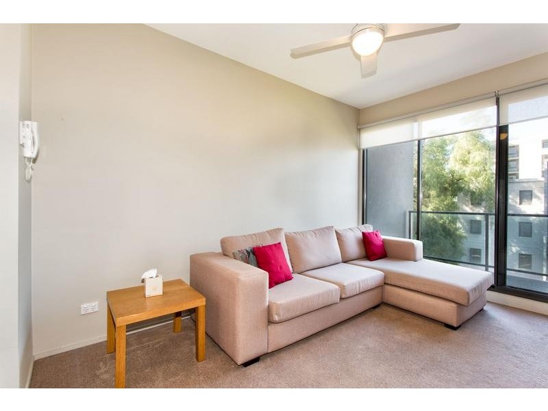 304/88 Altona Street, Kensington VIC 3031