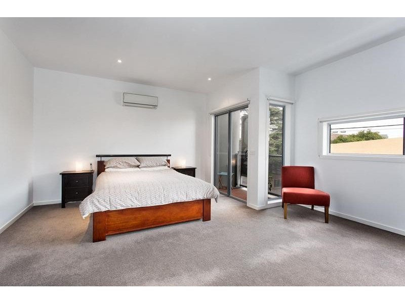 3/3 Sturt Street, Essendon VIC 3040