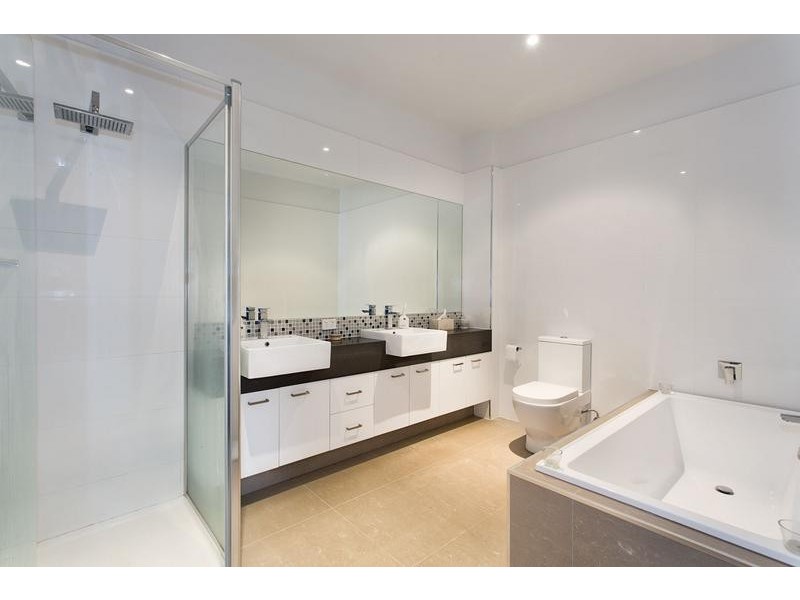 3/3 Sturt Street, Essendon VIC 3040