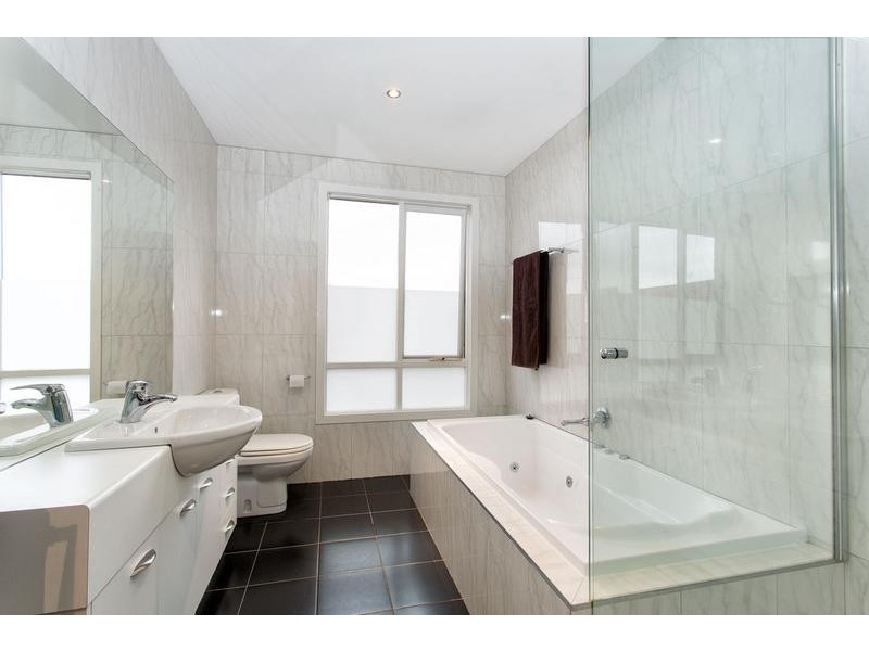 33 Ireland Street, West Melbourne VIC 3003