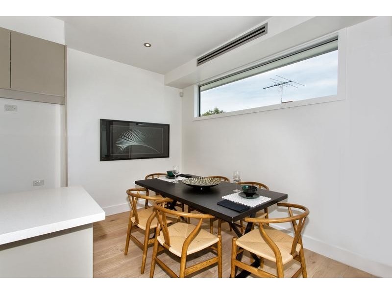 4 Waltham Street, Flemington VIC 3031