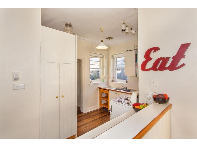 14 Percy Street, Kensington VIC 3031