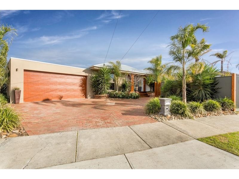 7 Wonganella Drive, Keilor East VIC 3033