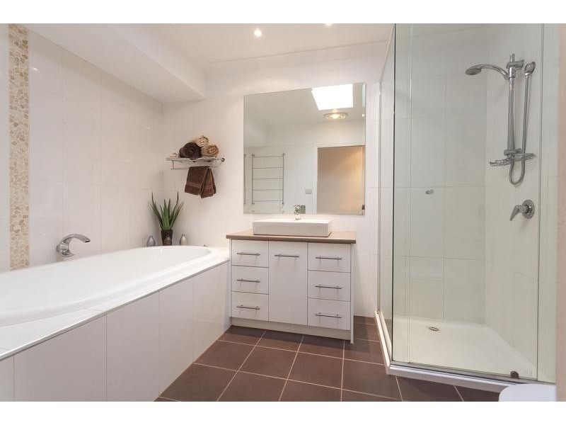 7 Wonganella Drive, Keilor East VIC 3033