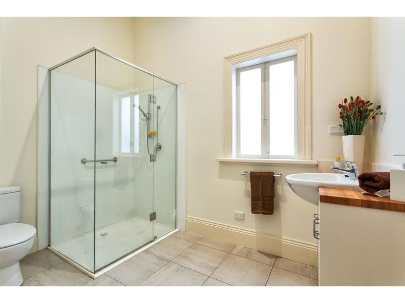 41 Finsbury Street, Flemington VIC 3031