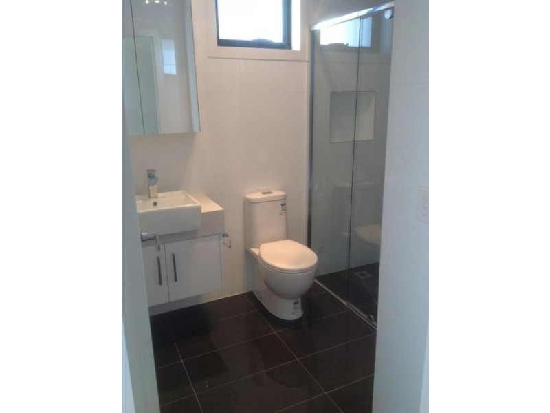 12/82 Hopetoun Avenue, Brunswick West VIC 3055