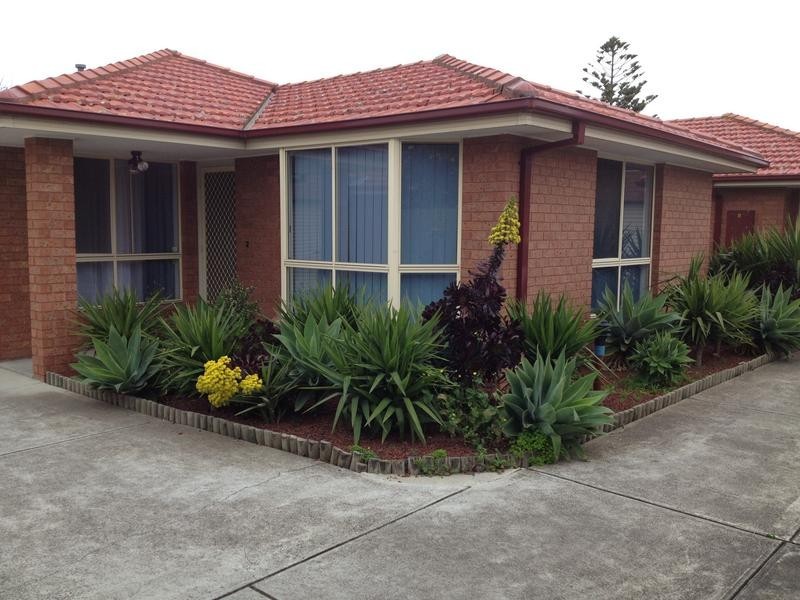 2/23 Grant Street, St Albans VIC 3021