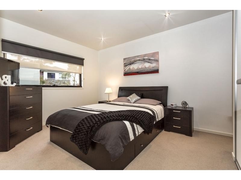 33 Hillsdale Avenue, Maribyrnong VIC 3032