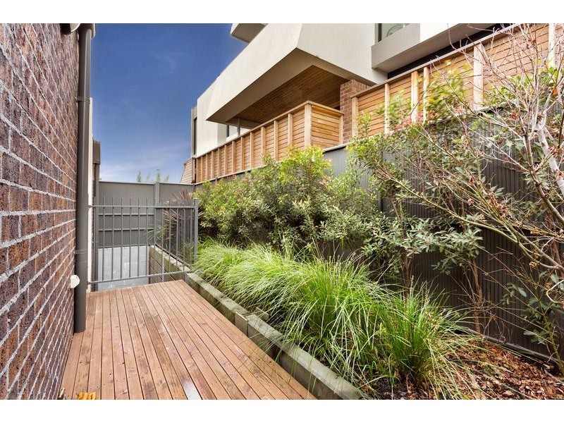 33 Hillsdale Avenue, Maribyrnong VIC 3032