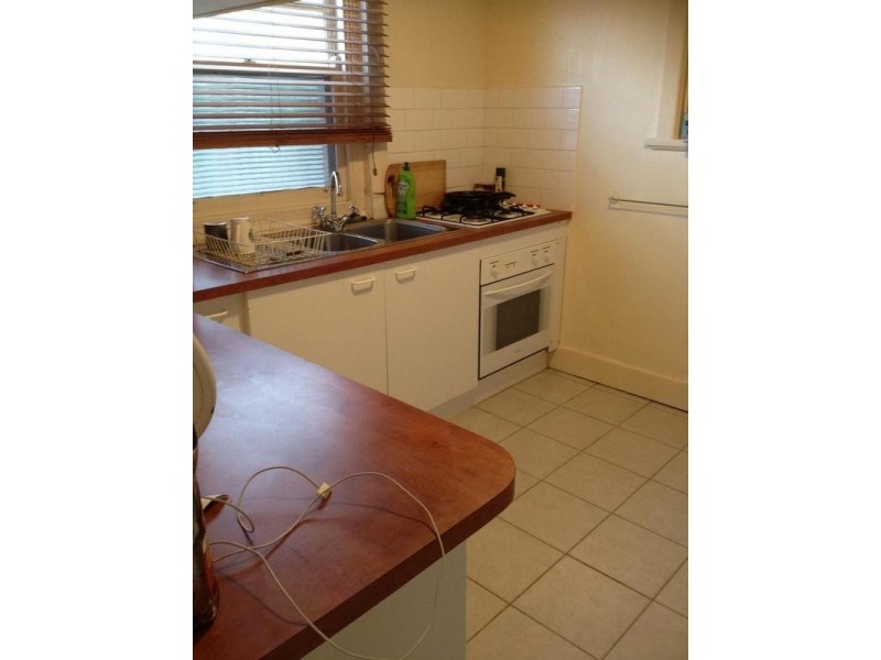 2 Marshall Street, Flemington VIC 3031