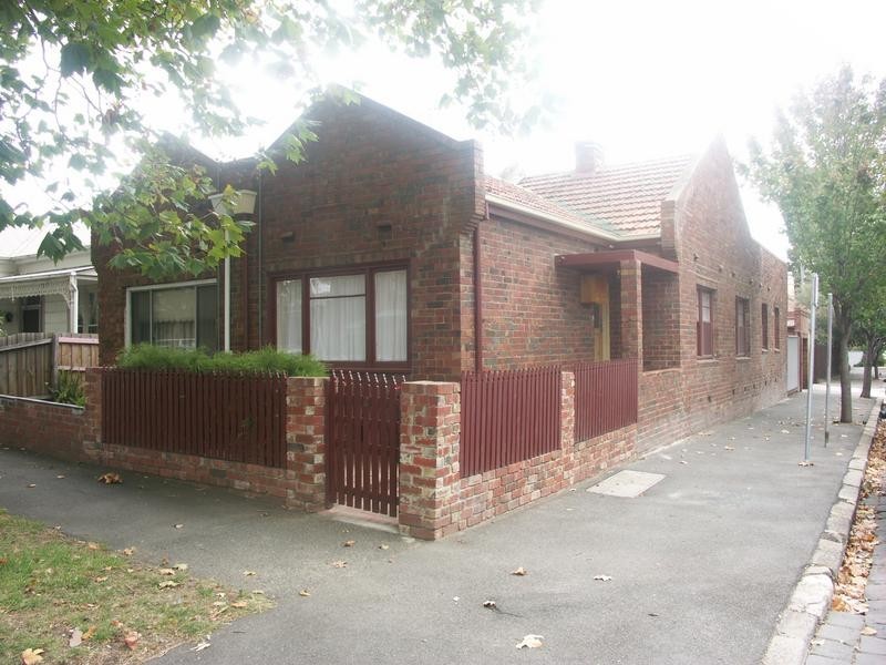 2 Marshall Street, Flemington VIC 3031