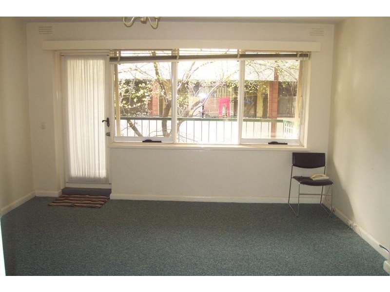 2/117 Wellington Street, Flemington VIC 3031