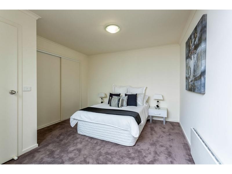 8/18 Ireland Street, West Melbourne VIC 3003