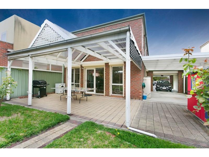56 Howlett Street, Kensington VIC 3031