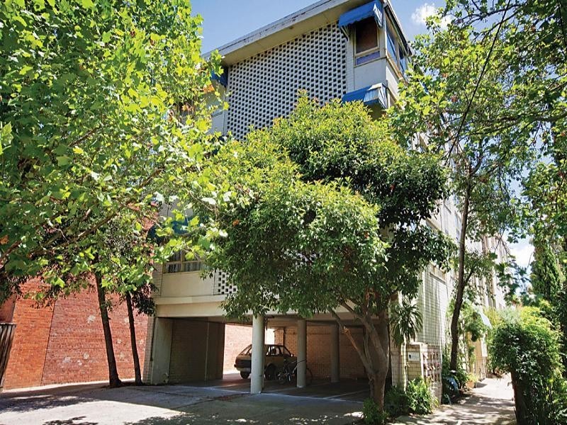 1/5-7 Mooltan Street, Flemington VIC 3031
