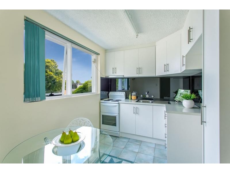 4/49 Farnham Street, Flemington VIC 3031