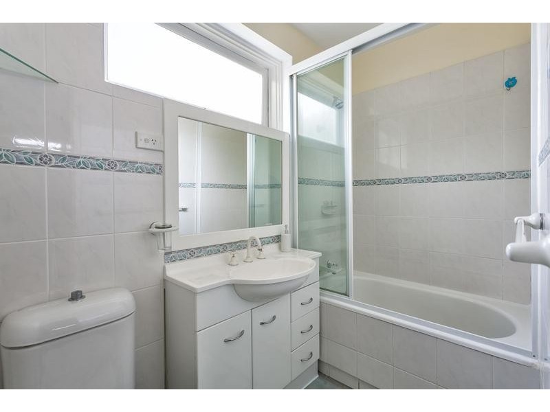 4/49 Farnham Street, Flemington VIC 3031