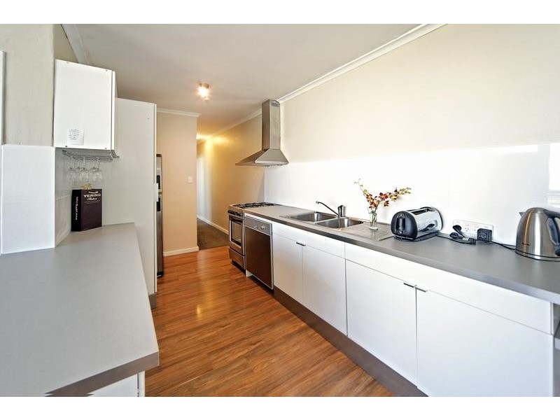 12/38 Hampton Parade, West Footscray VIC 3012