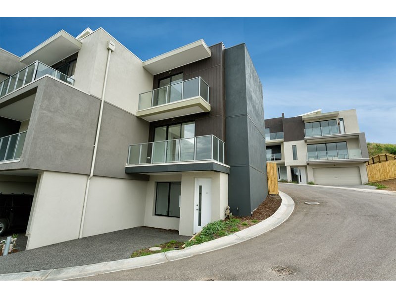 24 Craig Street, Keilor East VIC 3033