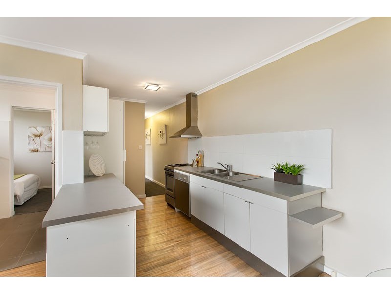 12/38 Hampton Parade, West Footscray VIC 3012