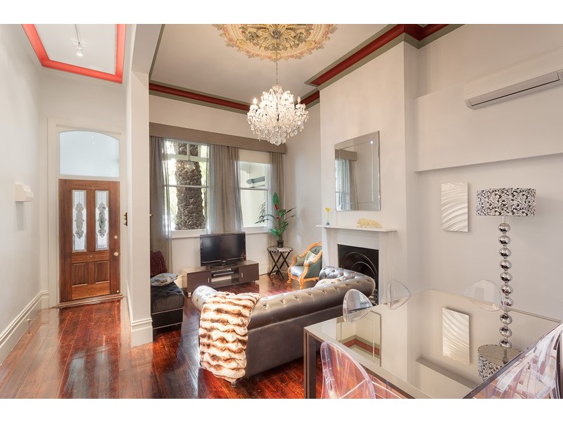 2/25 Acland Street, St Kilda VIC 3182