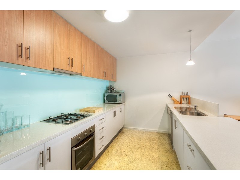 6/465 Macaulay Road, Kensington VIC 3031