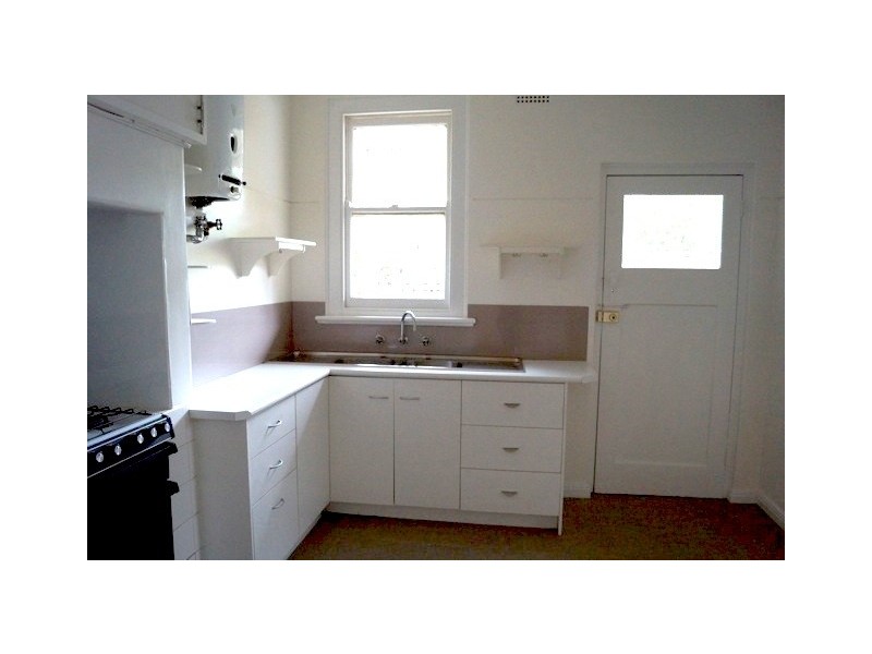 3 Dalgleish Street, Flemington VIC 3031