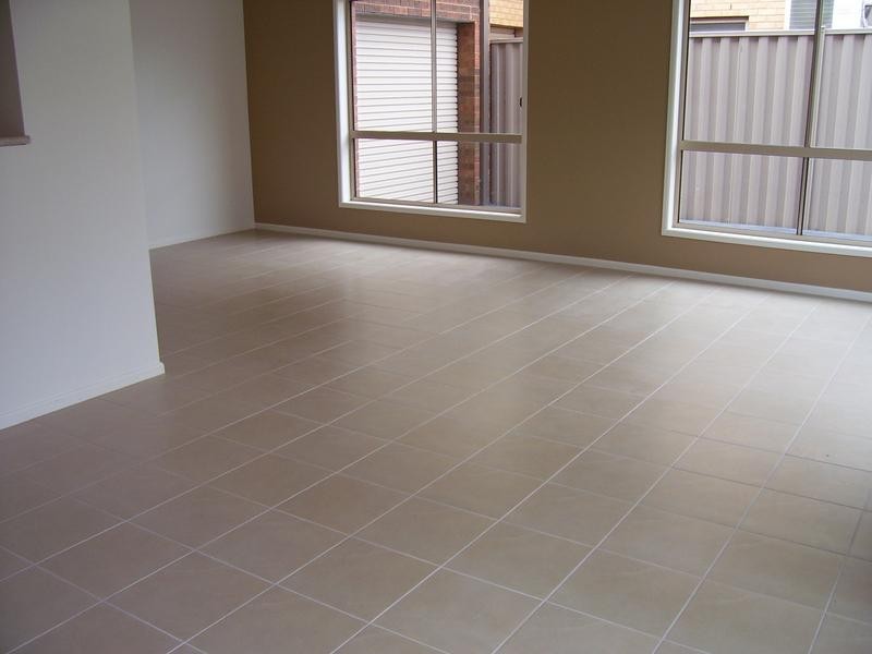 68 Fairbairn Drive, Kensington VIC 3031