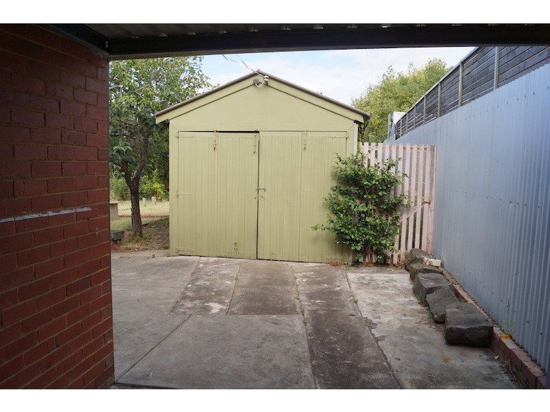 11 Milverton Street, Moonee Ponds VIC 3039