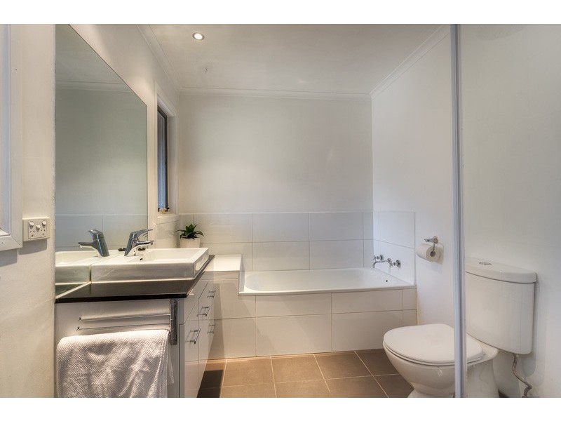 20 Bendall Street, Kensington VIC 3031