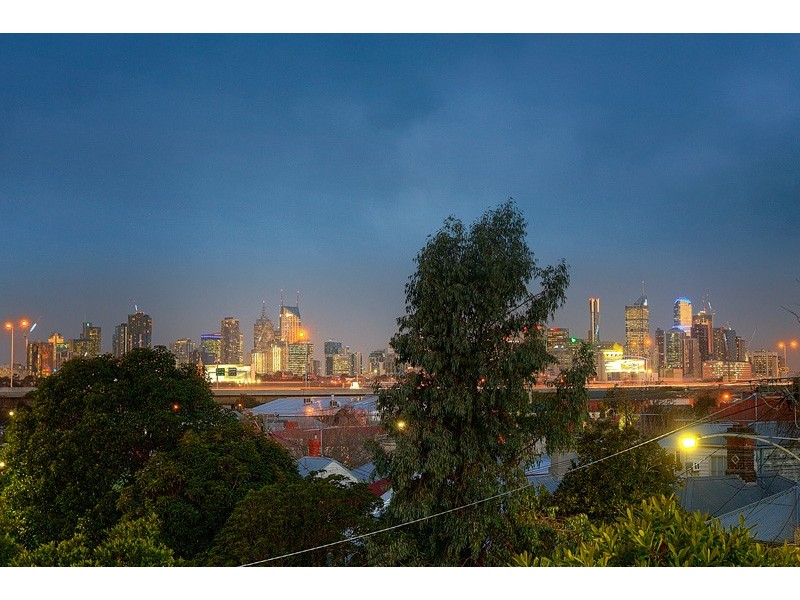 19 Hardiman Street, Kensington VIC 3031