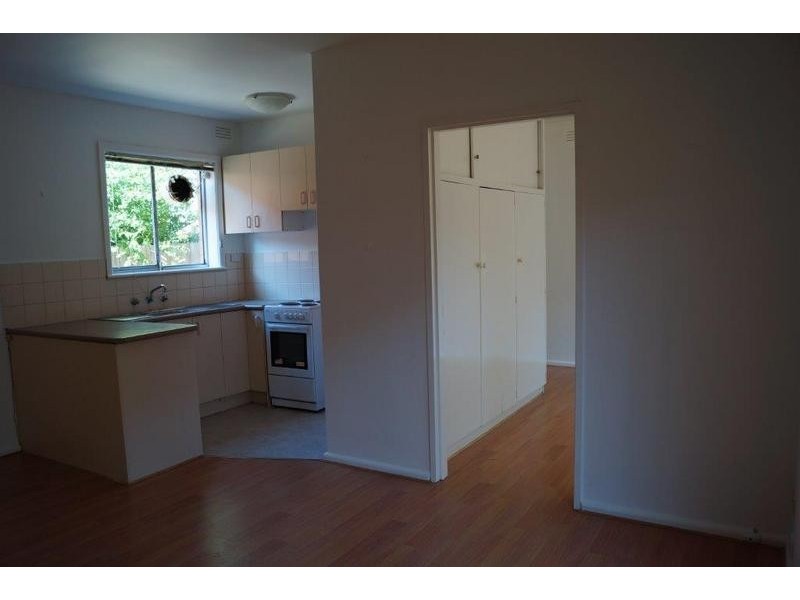 1/6 Chatham Street, Flemington VIC 3031