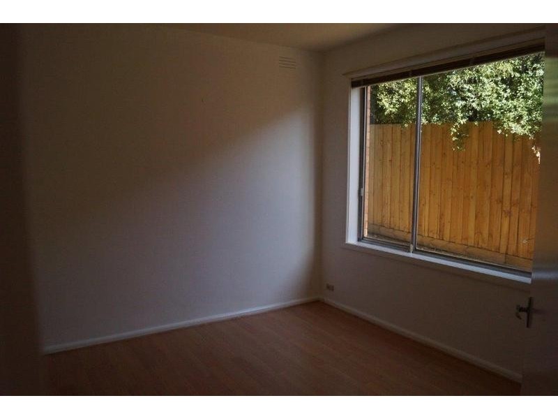 1/6 Chatham Street, Flemington VIC 3031