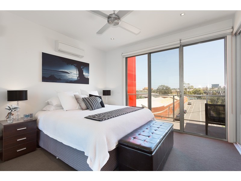 9/80 Hobsons Road, Kensington VIC 3031