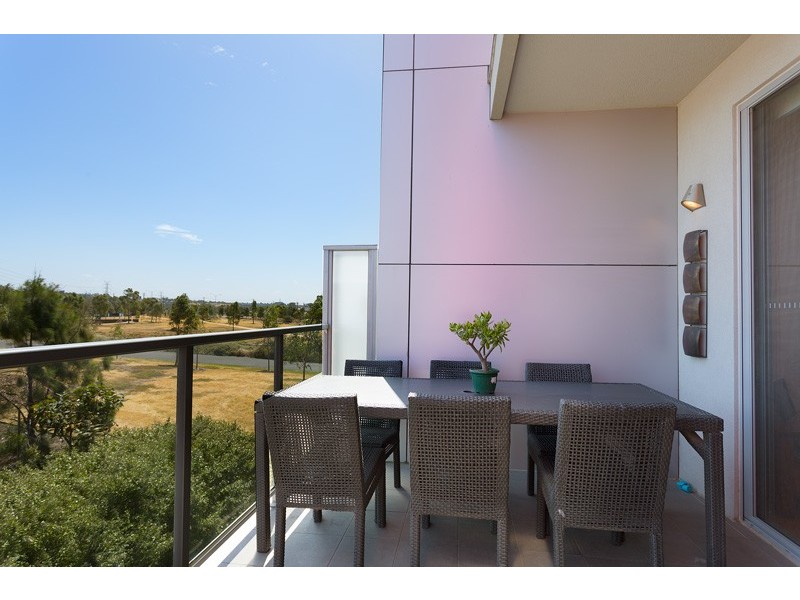 9/80 Hobsons Road, Kensington VIC 3031