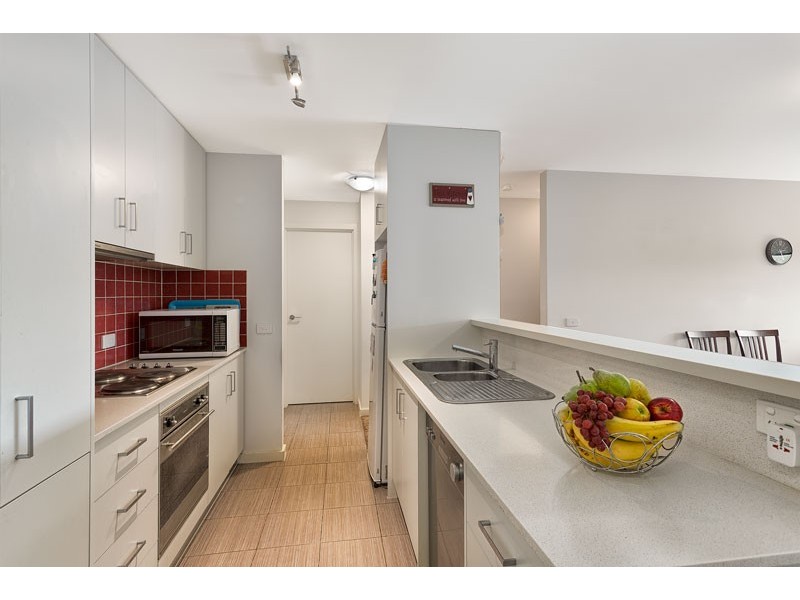 16/225 Buckley Street, Essendon VIC 3040