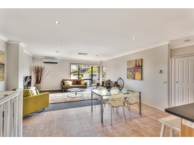 12/70 Coghlan Street, Niddrie VIC 3042