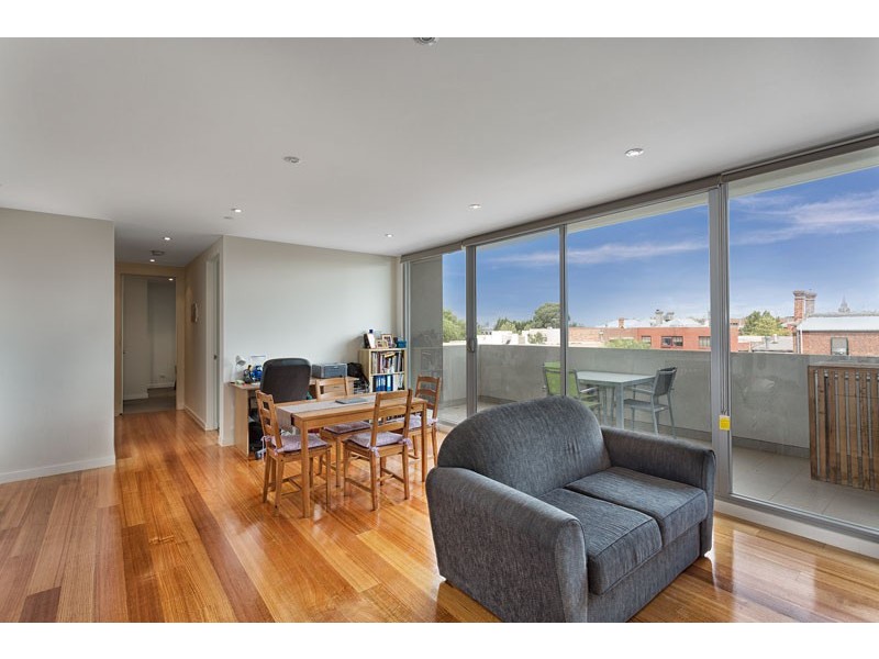 6/32 Napier Street, Essendon VIC 3040