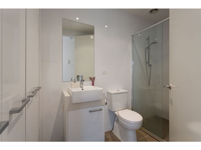 6/32 Napier Street, Essendon VIC 3040