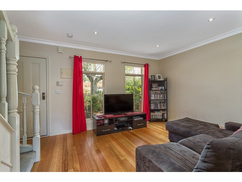 51 Eastwood Street, Kensington VIC 3031