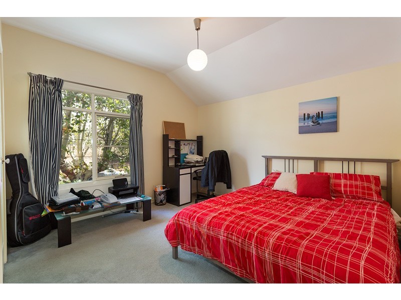 51 Eastwood Street, Kensington VIC 3031