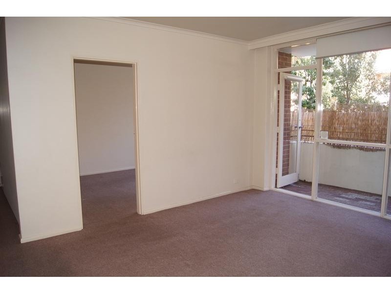 15/60 Farnham Street, Flemington VIC 3031