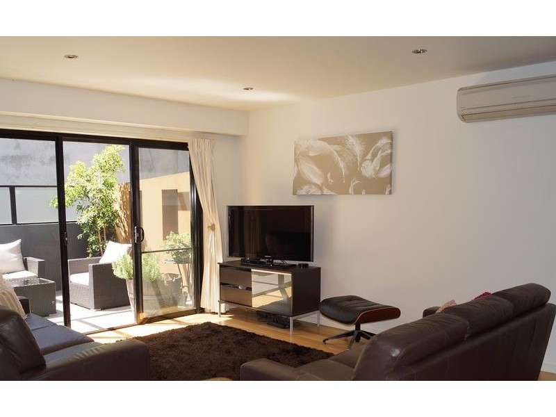 5/21 Ascot Vale Road, Flemington VIC 3031