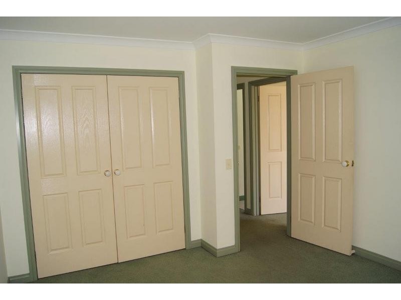 2/73 Lambeth Street, Kensington VIC 3031